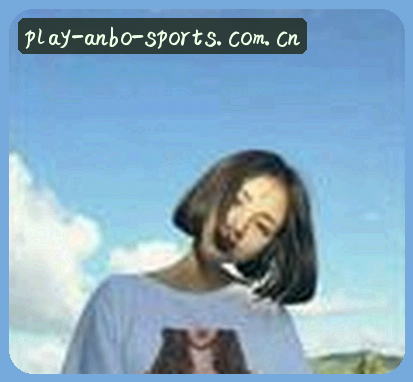 李薇